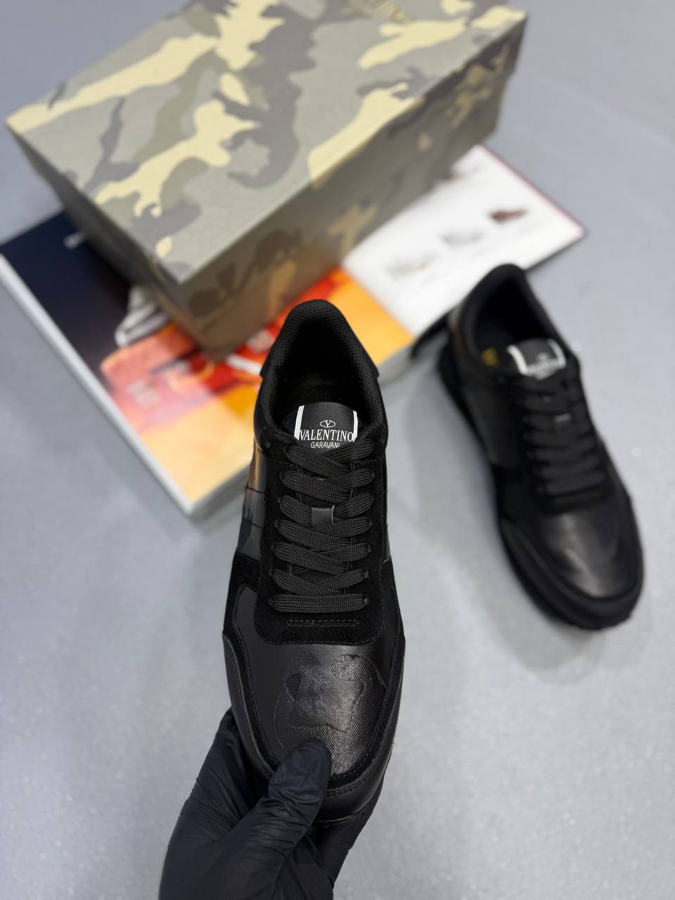 ROCKSTUD RUNNERS BLACK