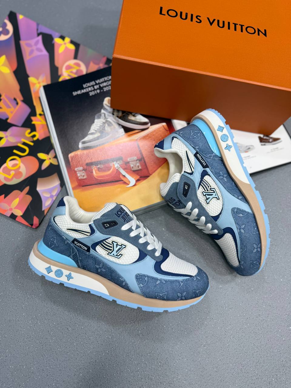 RUNAWAY TRAINERS BLUE