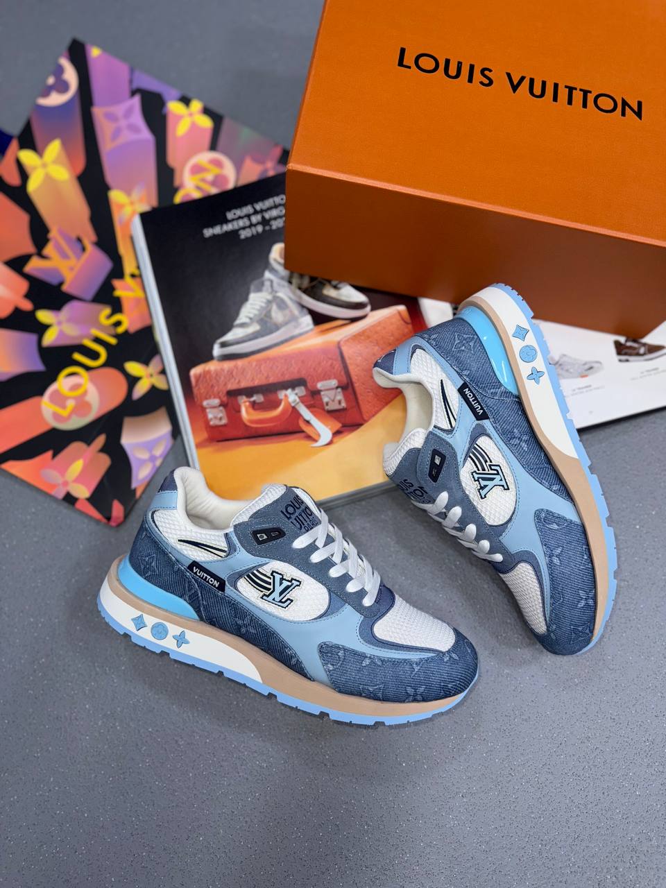 RUNAWAY TRAINERS BLUE