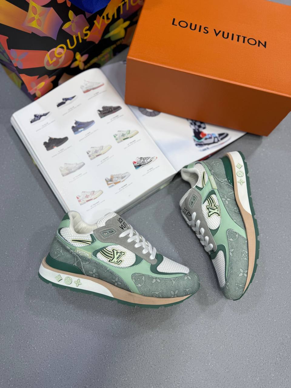 RUNAWAY TRAINERS GREEN (PRE ORDER)