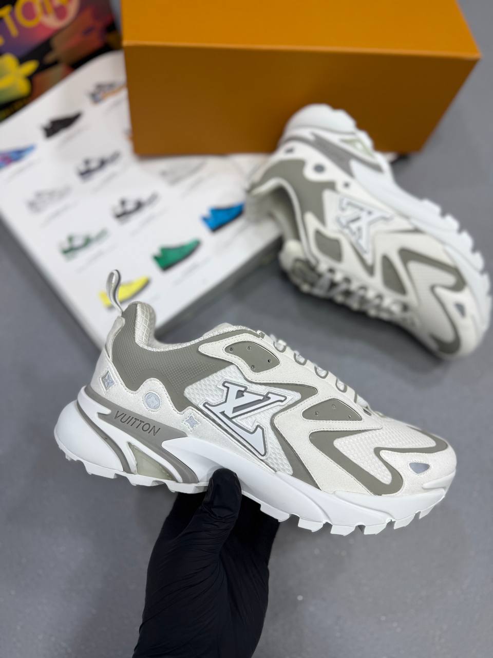 TACTICAL RUNNERS WHITE (PRE ORDER)