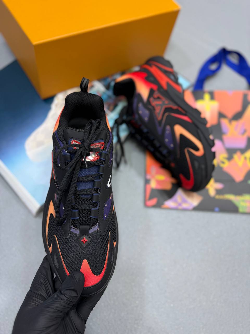 TACTICAL RUNNERS BLACK/ORANGE (PRE ORDER)