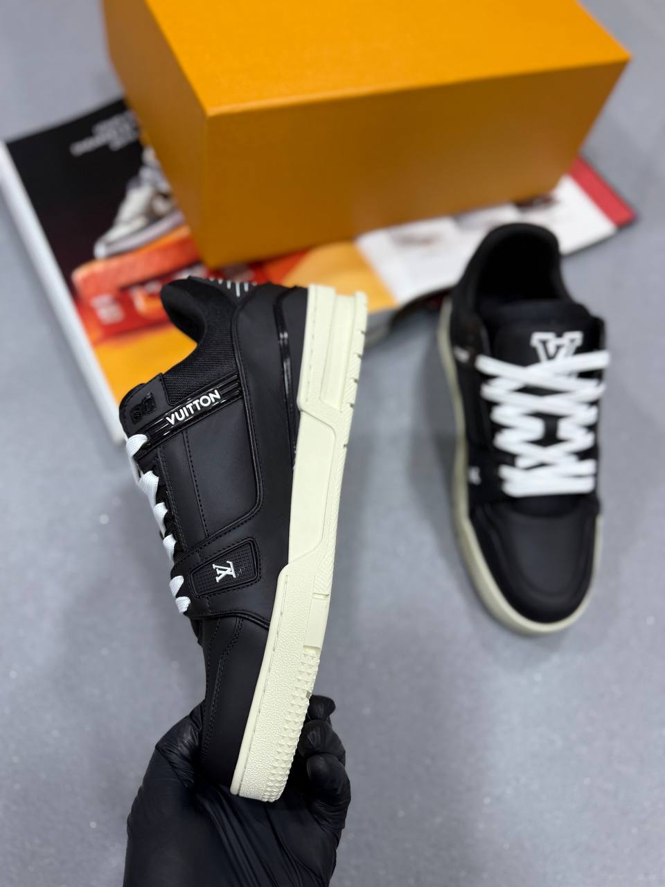 BLACK LEATHER VUITTON TRAINERS