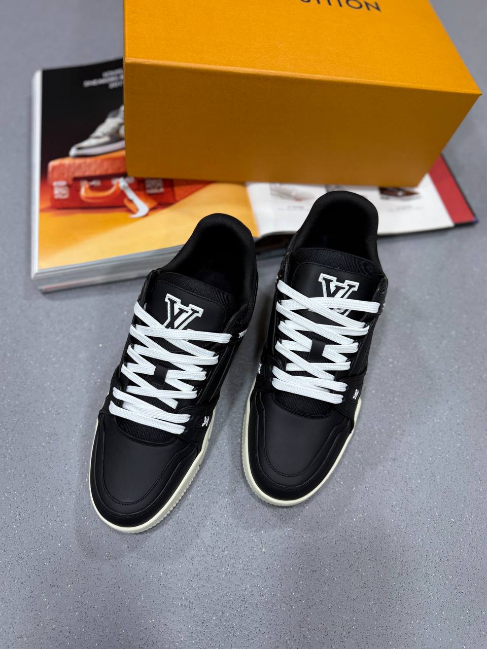 BLACK LEATHER VUITTON TRAINERS