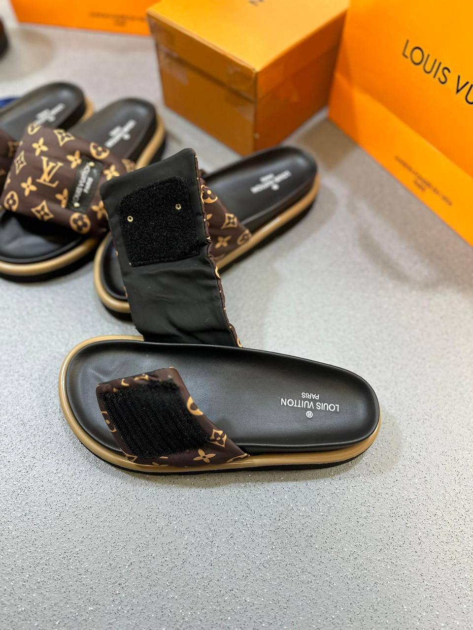 L.V BROWN SLIDERS (PRE ORDER)