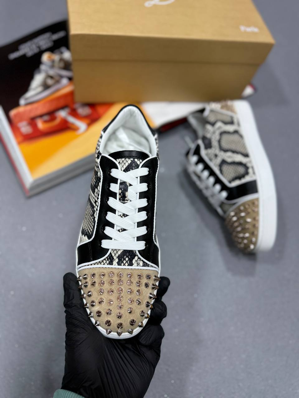 LOUB LOW PRINT SPIKE