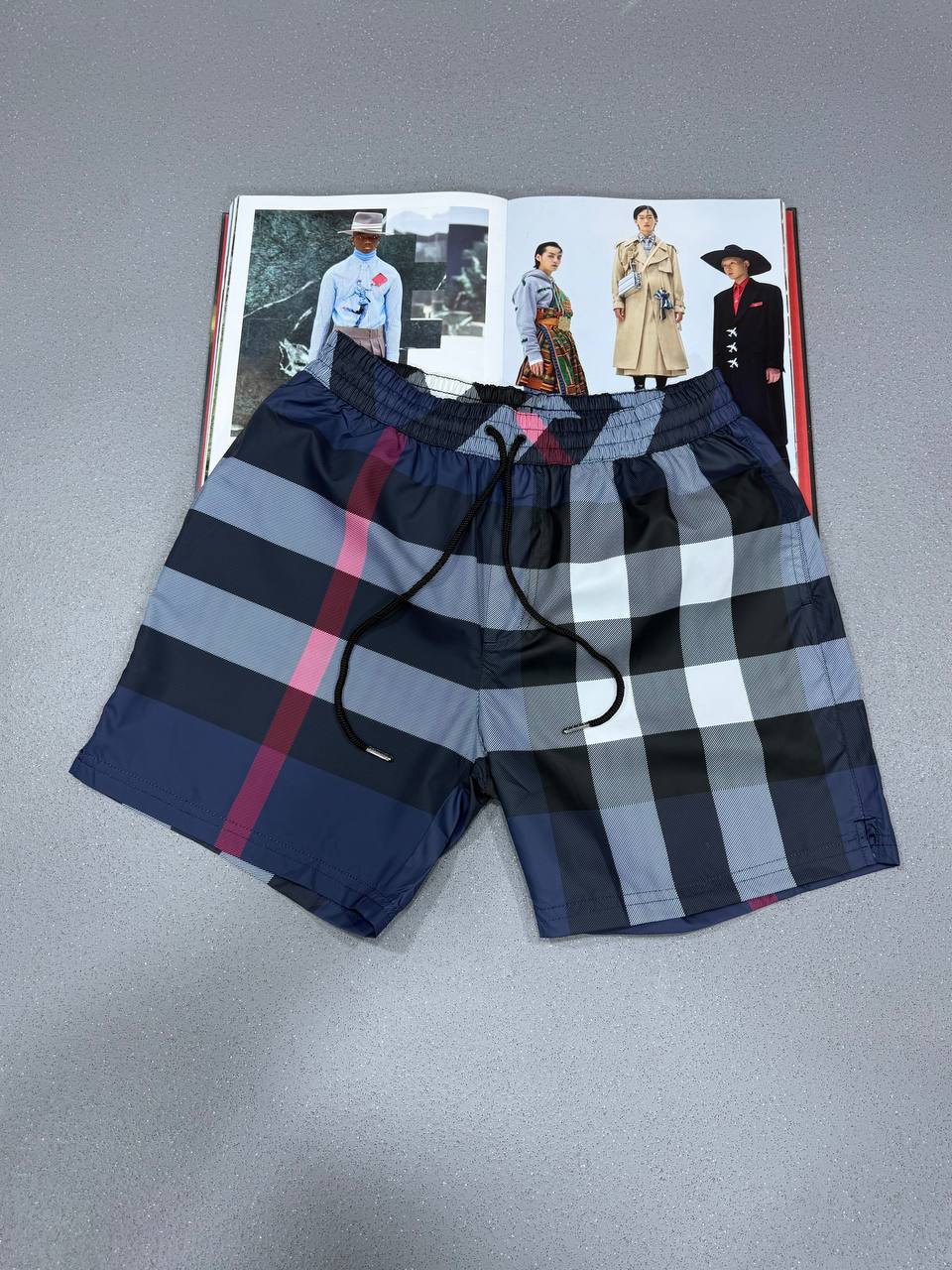 BRBRRY SWIM SHORTS NAVY