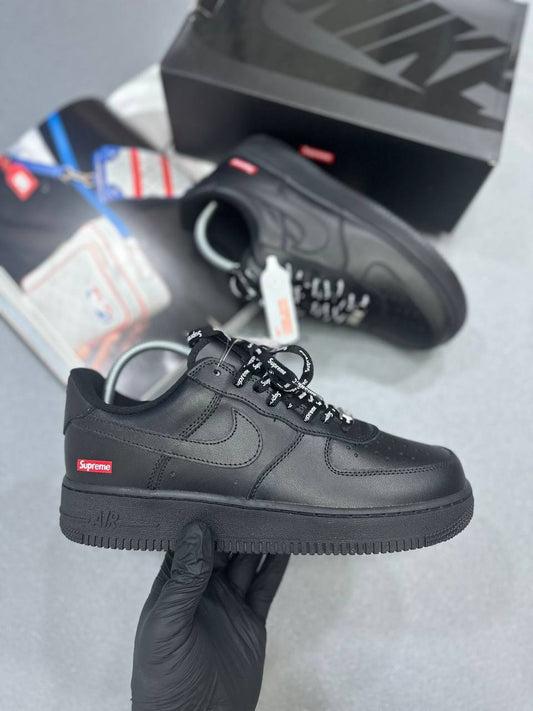 AF1 X SPRME BLACK