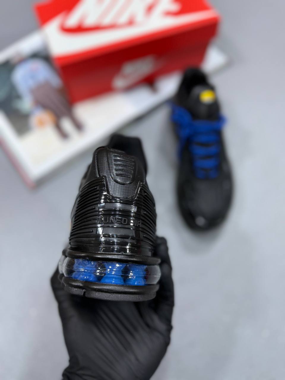 TN TRAINER BLACK/BLUE