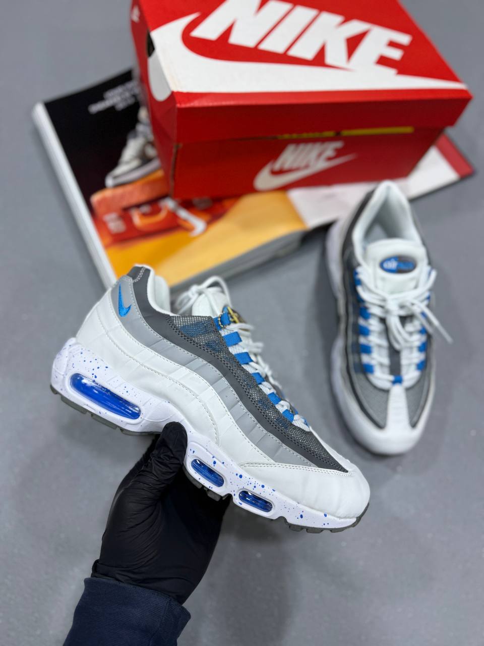 95 TRAINERS WHITE/BLUE/GREY